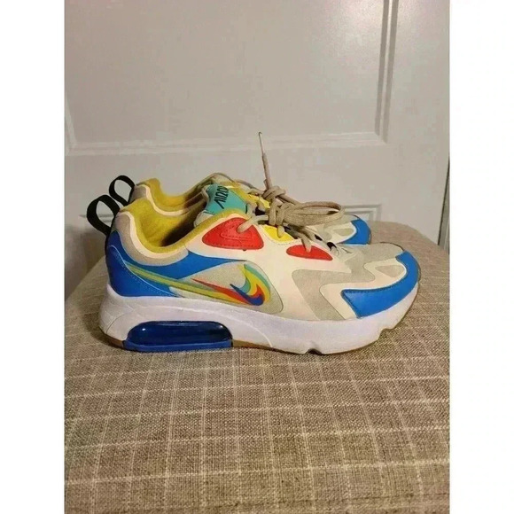 Nike Air Max 200 “Legend of Her” Women’s 7 With Keychain! - Picture 4 of 10